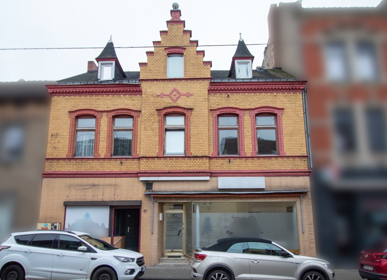 Mehrfamilienhaus mit viel Potenzial in zentraler Lage! Mehrfamilienhaus mit viel Potenzial in zentraler Lage!