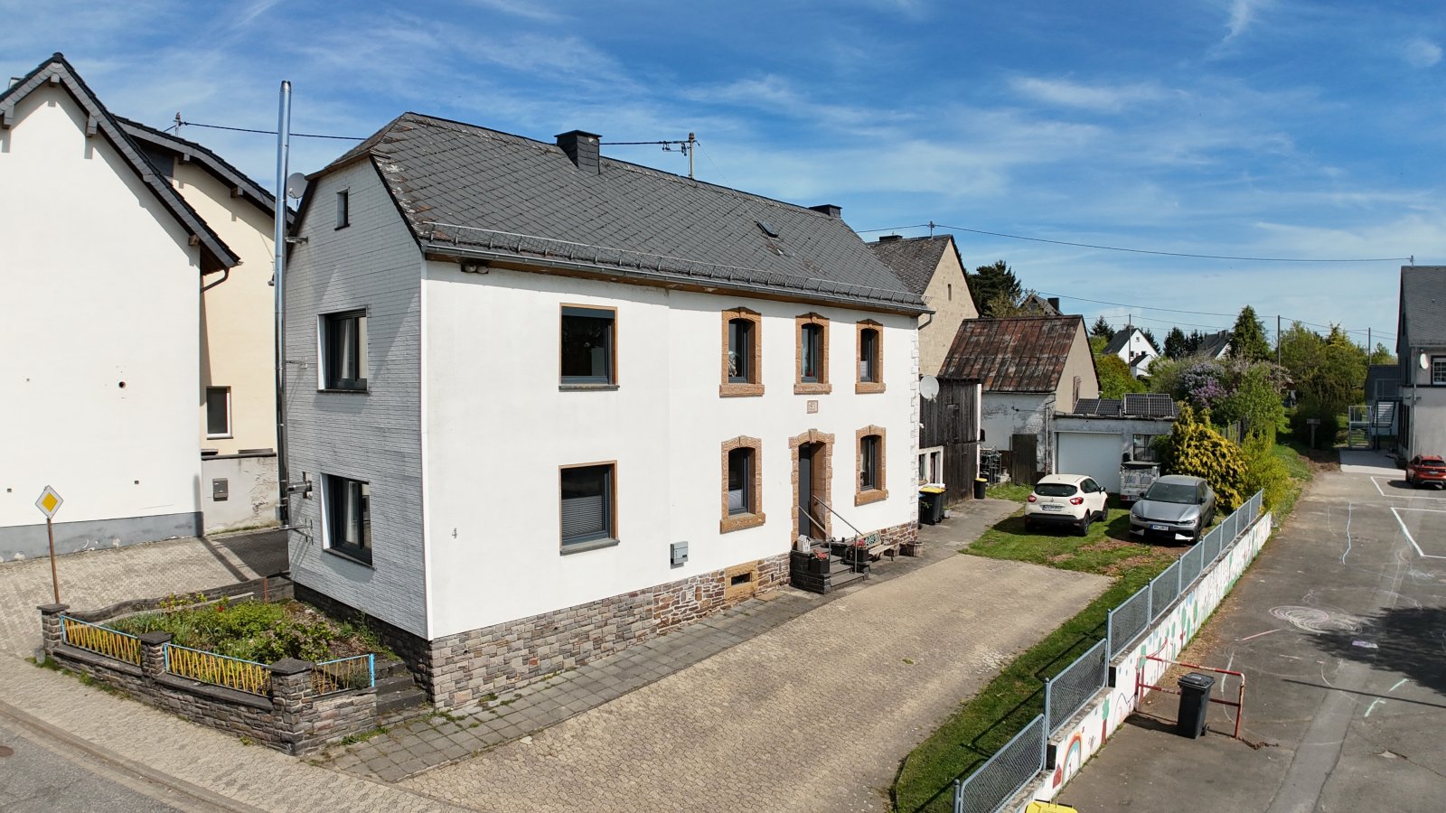 Modernes Familienglück in Kirchwald – ruhiges Wohnen auf großem Grundstück Modernes Familienglück in Kirchwald – ruhiges Wohnen auf großem Grundstück