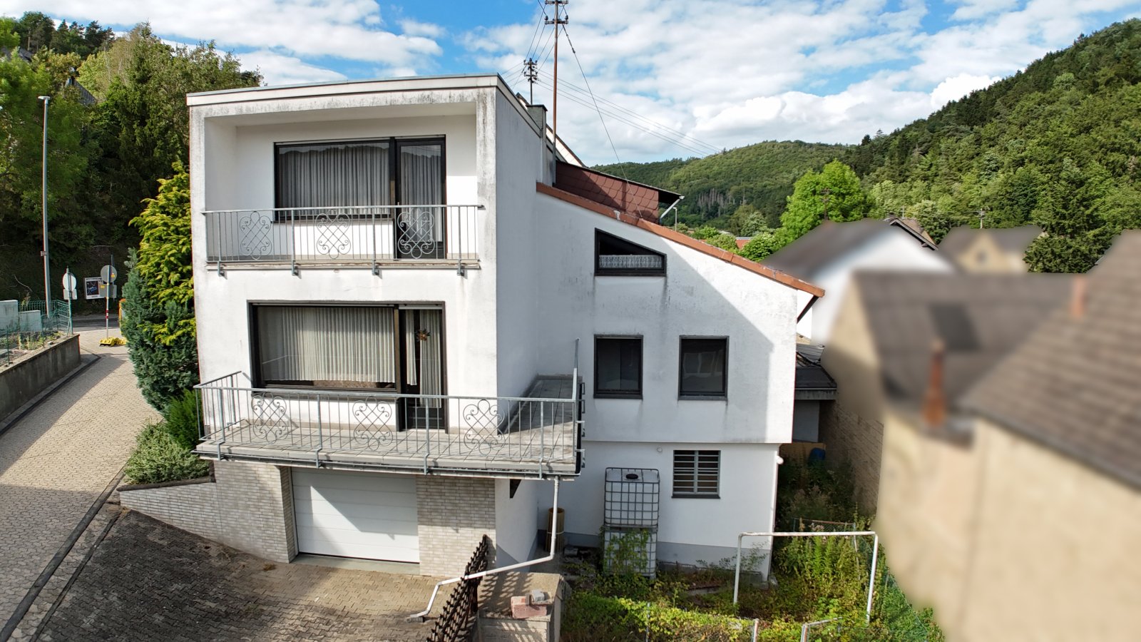 Großzügiges Split-Level-Haus mit viel Potenzial in Rieden! Großzügiges Split-Level-Haus mit viel Potenzial in Rieden!